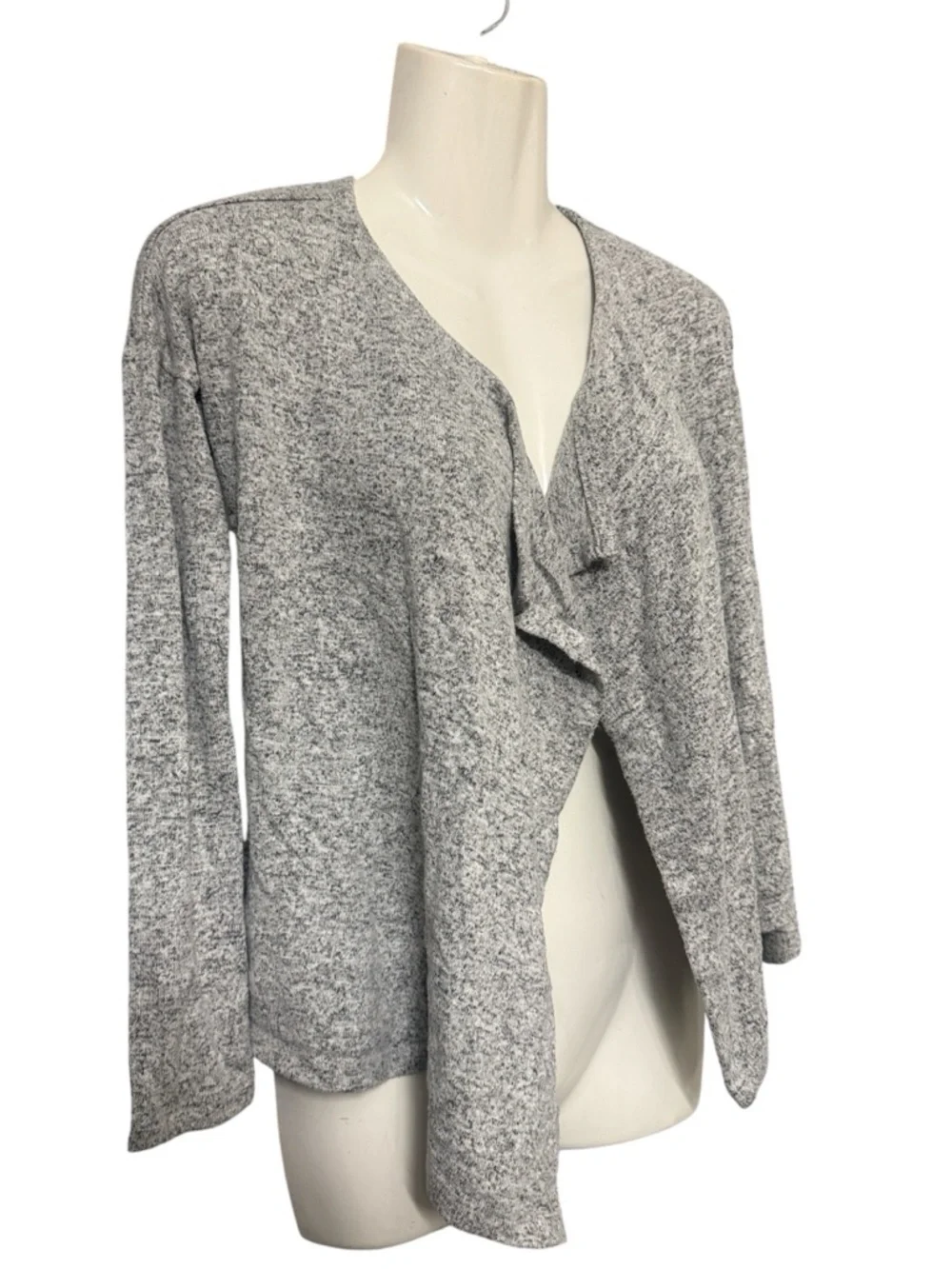 Gap Kids Gray Knit Open Front Cardigan Sweater Size Medium Fits Girls Sizes 8-9